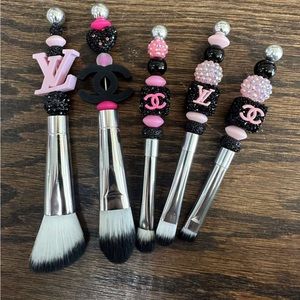 Beaded make up brushes